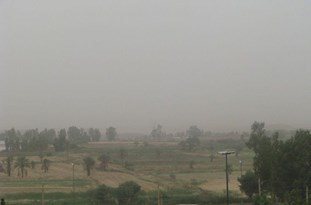 استقرار توده گرد و غبار در جو استان کرمانشاه