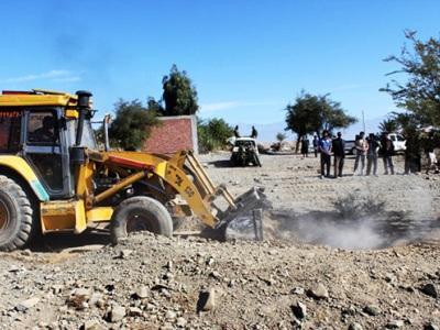 چاه غیرمجاز در جهرم پر شد