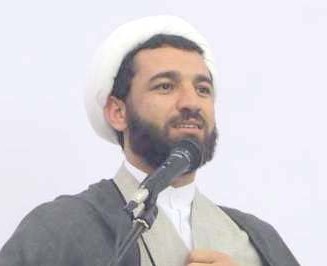 اولویت دولت به کارگیری دلسوزان نظام و مردم باشد