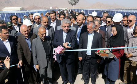 آغاز ساخت نیروگاه خورشیدی 30 مگاواتی در مهریز آغاز ساخت نیروگاه خورشیدی 30 مگاواتی در مهریز