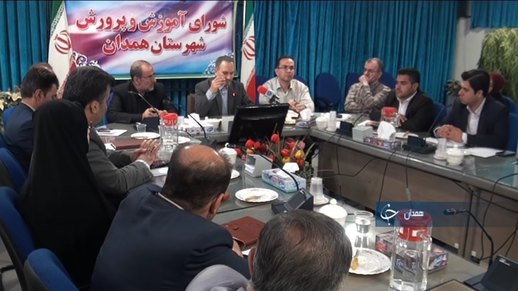 هیچ مدرسه ای تعطیل نمی شود