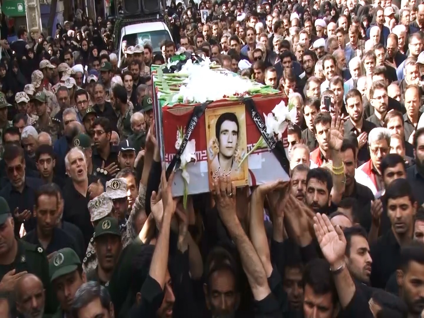 تششیع و خاکسپاری شهید محسنی در هونجان