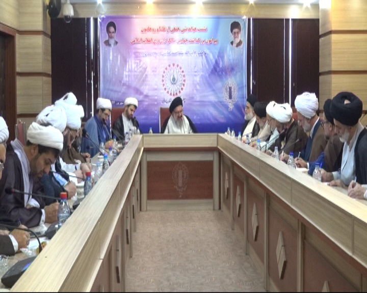 جشن بلوغ نظام مقدس جمهوری اسلامی در چهل سالگی انقلاب