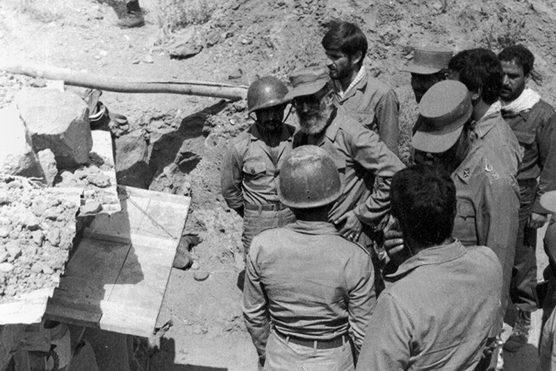 ۲۰ جمله کلیدی رهبر معظم انقلاب درباره «دفاع مقدس»