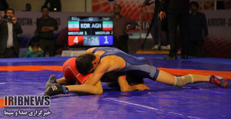 کسب مقام سوم رقابت های کشتی آزاد قهرمانی گروه ب کشور