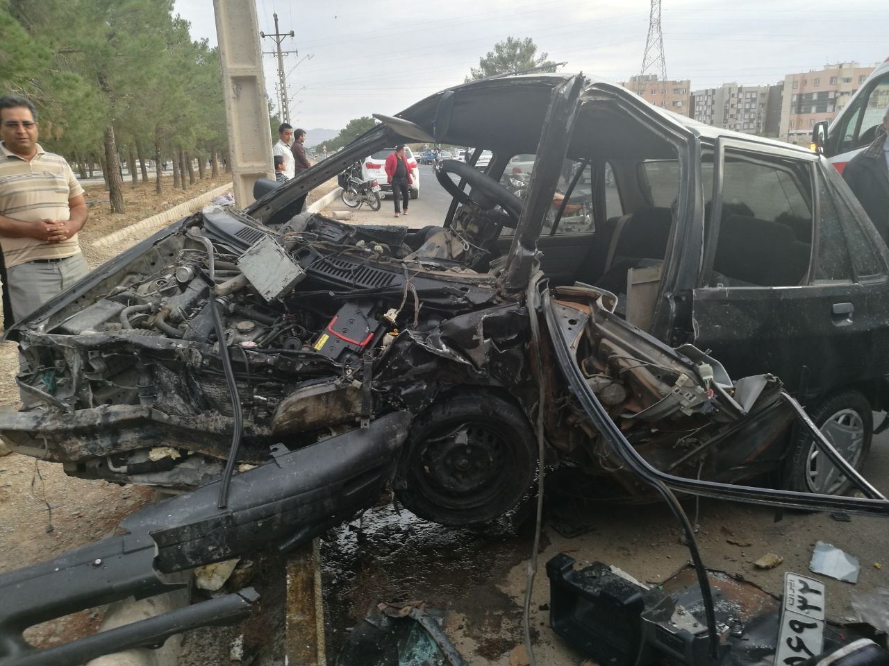 مصدوم شدن 5 نفر در تصادف درون شهری کاشمر مصدوم شدن 5 نفر در تصادف درون شهری کاشمر