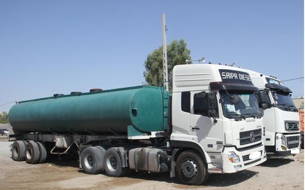 کشف بيش از 14 هزار ليتر روغن موتور احتکار شده در زاهدان