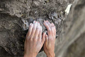 مرگ مرد گچسارانی بر اثر سقوط از کوه