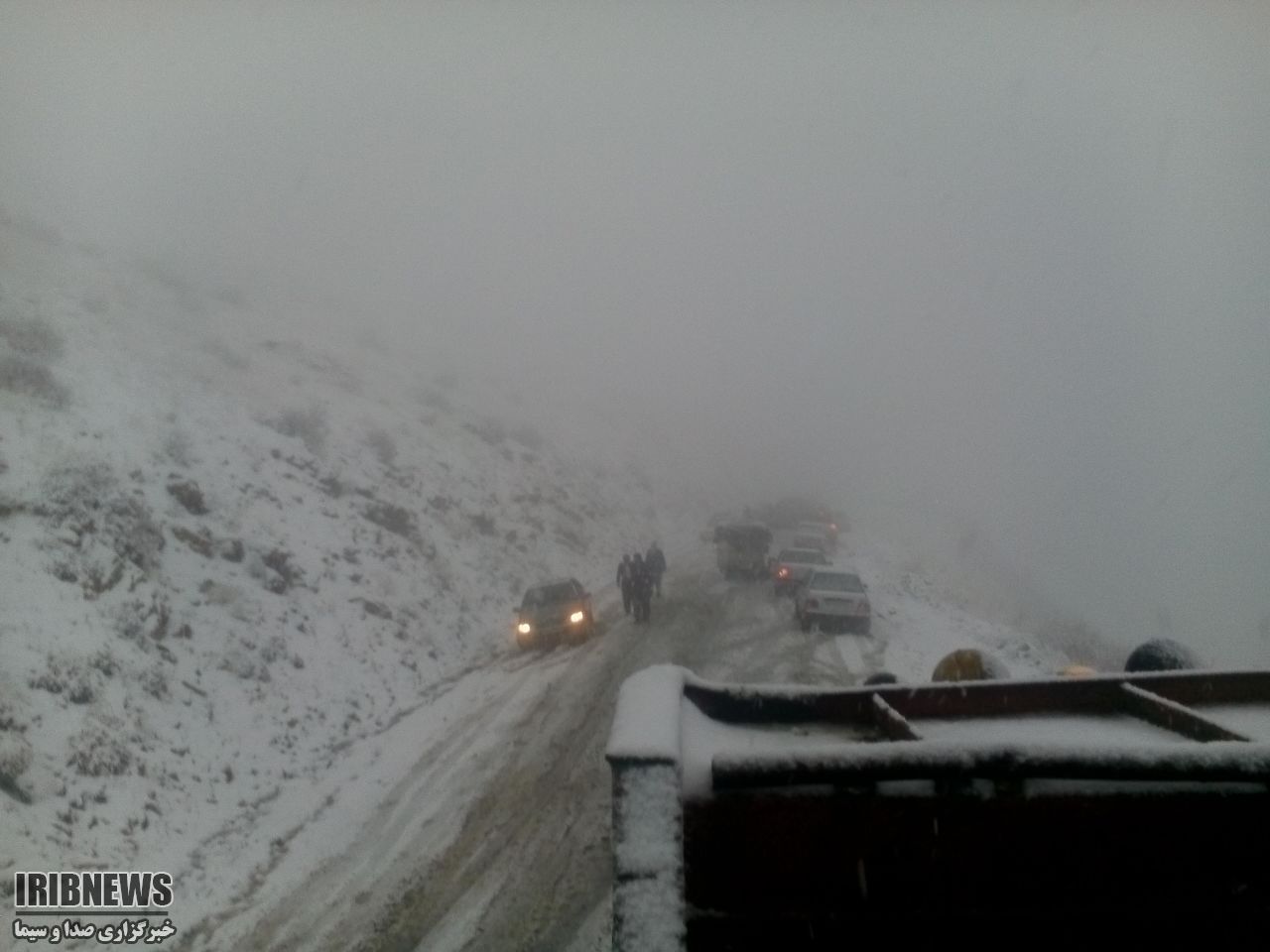 لغزندگی جادههای کُردستان/ کاهش دید به 20 متر لغزندگی جادههای کُردستان/ کاهش دید به 20 متر