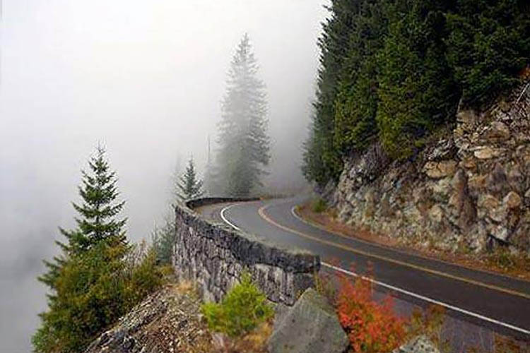 جاده ای دیدنی با مناظر رویایی وچشم نواز+آلبوم عکس