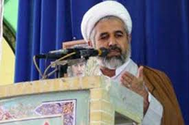 خطیب جمعه کرمان: اسلام ، رهبری و مردم ستونهای این انقلاب هستند.