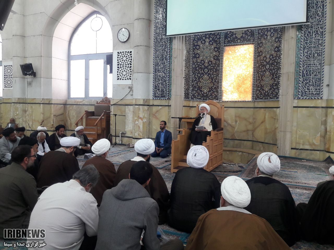 تاکید آیات عظام به یاری آسیب دیدگان سیل