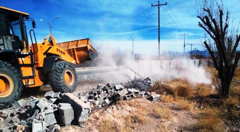 بازپس گیری دو هکتار زمین دولتی در جنوب کرمان بازپس گیری دو هکتار زمین دولتی در جنوب کرمان