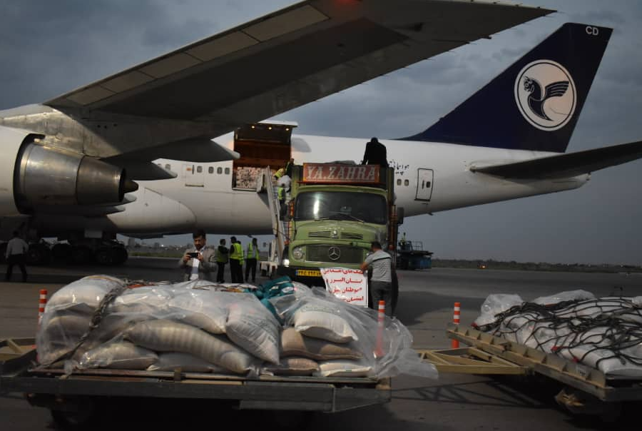 ورود 100 تن محموله کمک به سیل زدگان خوزستان