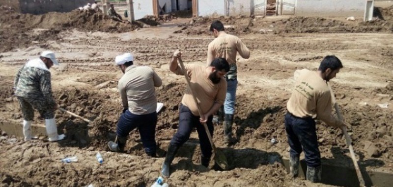 160 جهادگر سبزواری به مناطق سیل زده اعزام شدند 160 جهادگر سبزواری به مناطق سیل زده اعزام شدند