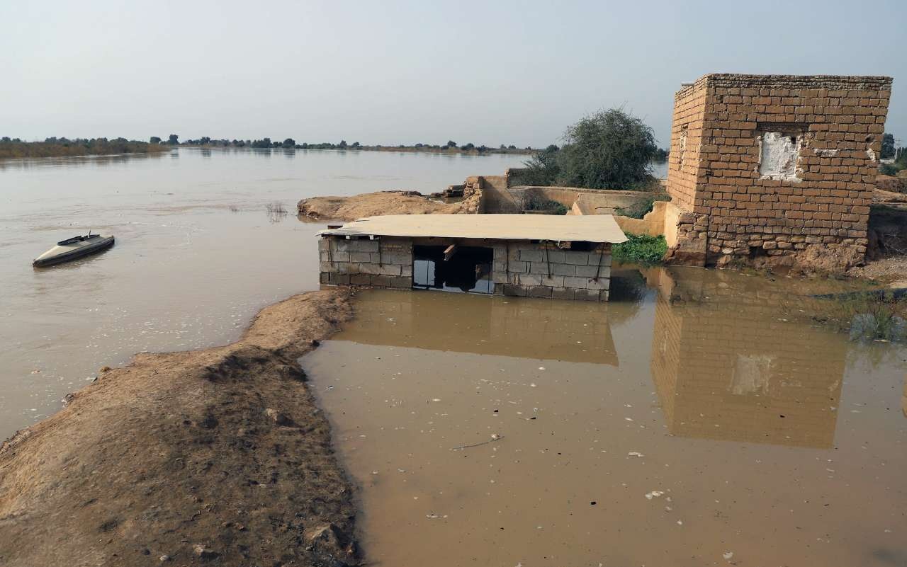 امدادرسانی به ۳ روستای محصور در سیل خوزستان
