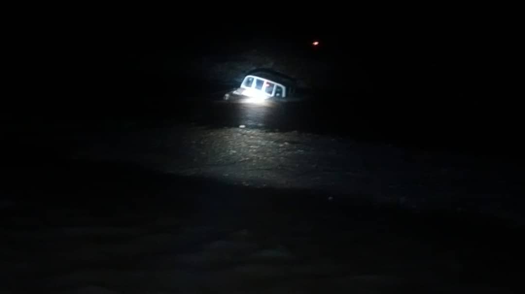 نجات ۱۵نفر از سیلاب در ریگان