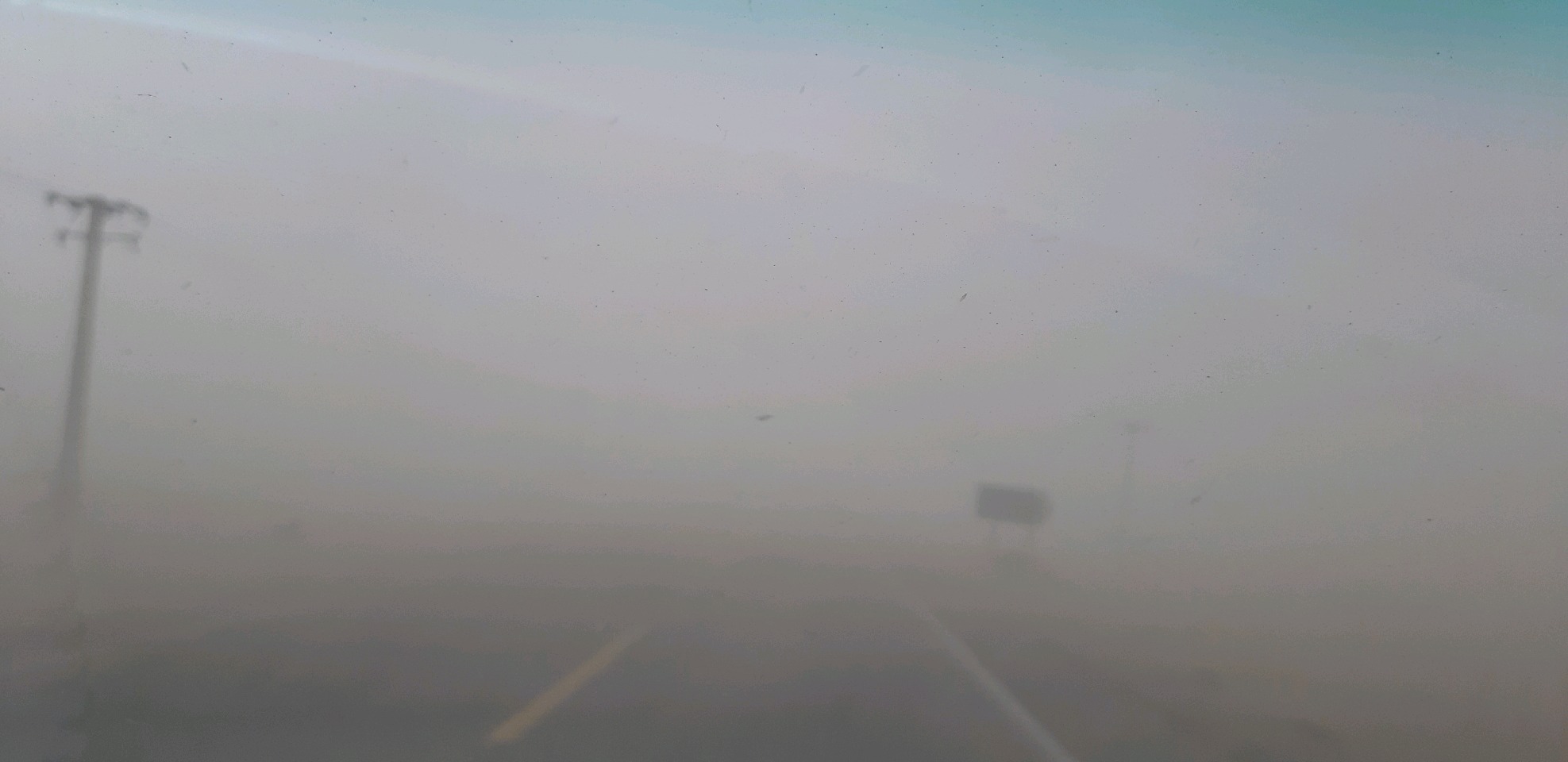 بسته شدن محورتوفان زده ریگان- نرماشیر