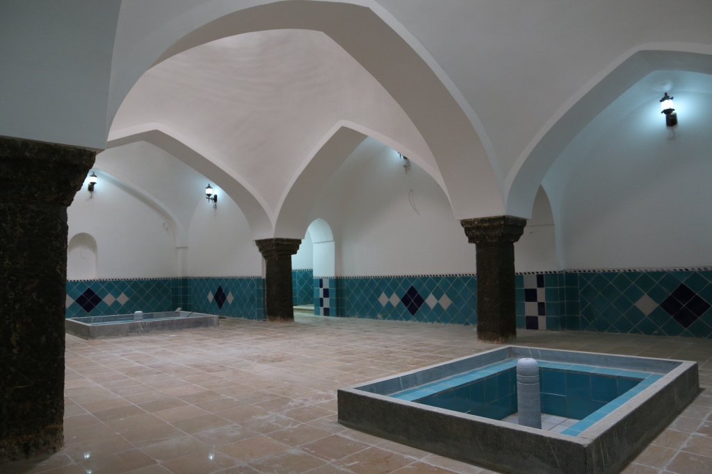 معرفی مناطق طبیعی و گردشگری شهرستان شاهین شهر و میمه معرفی مناطق طبیعی و گردشگری شهرستان شاهین شهر و میمه