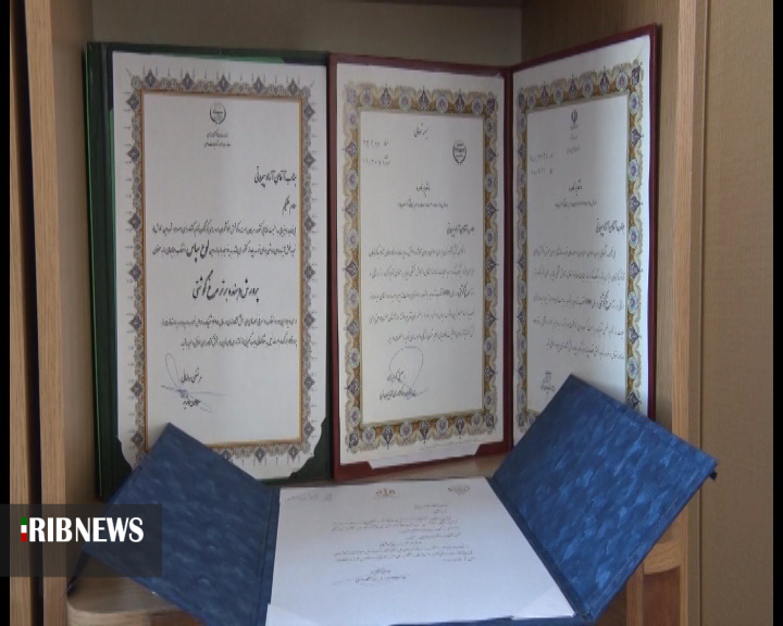 مرغدار مهابادی رکوردار تولید مرغ سبز کشور