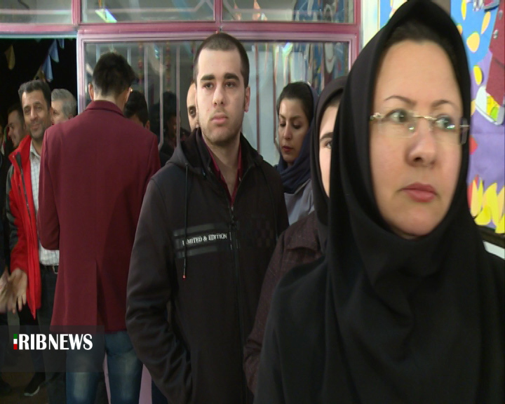 مردم چهارمحال و بختیاری همچنان در صفوف رای