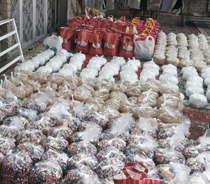 توزیع ۵۰۰ بسته خوراکی بین نیازمندان زنجانی