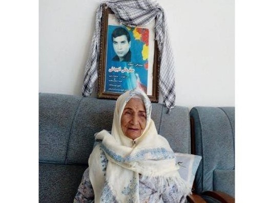 مادر یک شهید و آزاده نیشابوری آسمانی شد