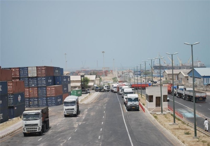 بارگیری کالاهای اساسی موجود در بندر امام بارگیری کالاهای اساسی موجود در بندر امام