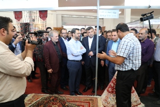 بازدید وزیر ارتباطات از نمایشگاه بین المللی توانمندی های مازندران بازدید وزیر ارتباطات از نمایشگاه بین المللی توانمندی های مازندران
