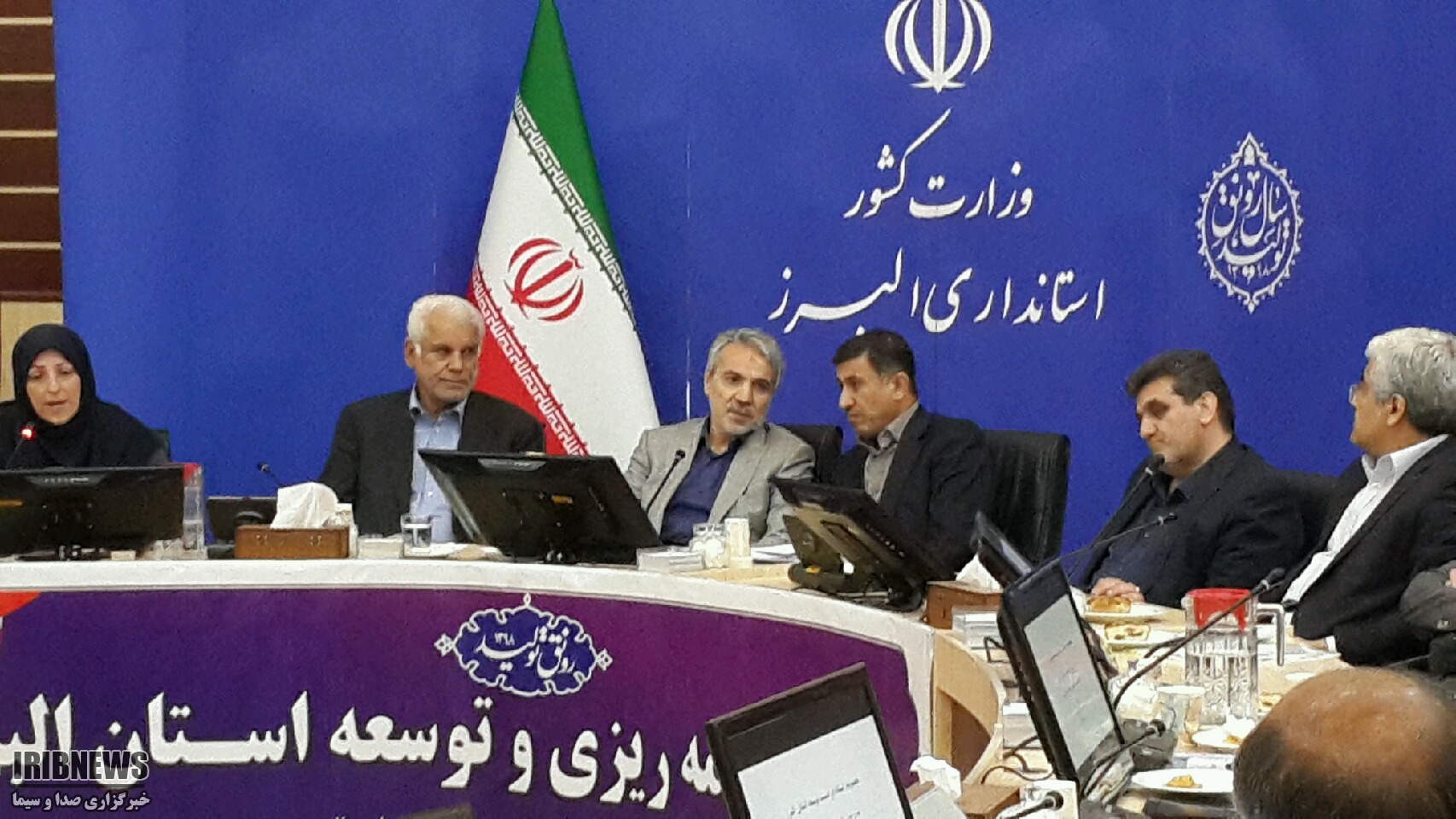 تدبیر، راه عبور از گردنه جنگ اقتصادی