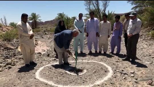 عملیات ساخت دو سد سنگي ملاتي در منطقه سورک دهستان هودیان دلگان عملیات ساخت دو سد سنگي ملاتي در منطقه سورک دهستان هودیان دلگان