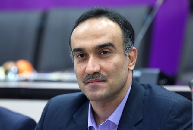 فرمانداریها کارگاهها و واحدهای تولیدی نیمه فعال و مشکل دار را شناسایی کنند فرمانداریها کارگاهها و واحدهای تولیدی نیمه فعال و مشکل دار را شناسایی کنند