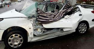 ریزش کوه در جاده کندوان