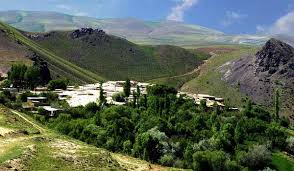 رخت سیاه مراتع در عزای طبیعت...