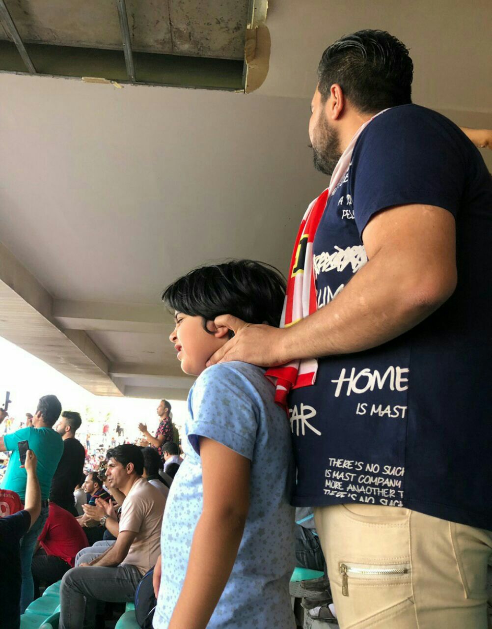 پوشیدن پیراهن پهلوانی یا قرار بر قله قهرمانی؟