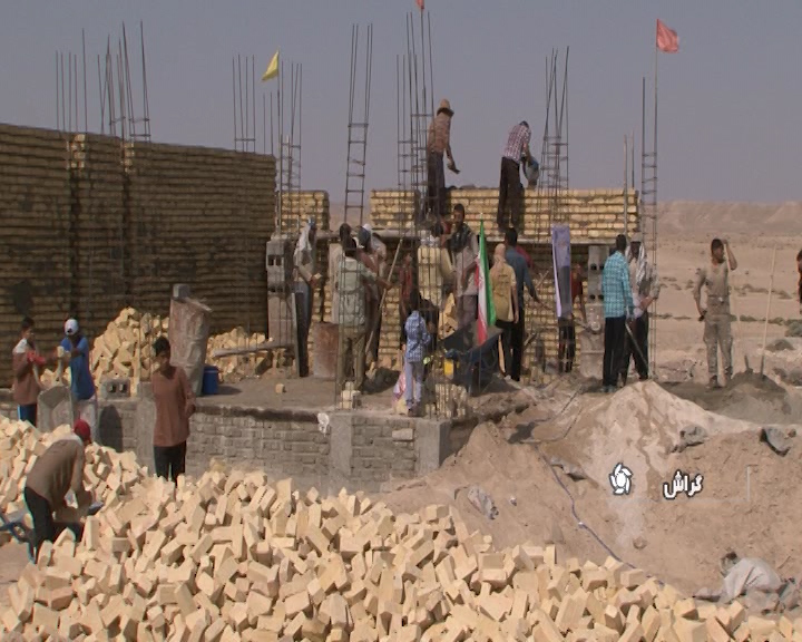 جهادگران گراشی در راه کمک به روستای محمد زینای گراش