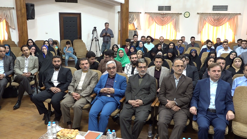 تجلیل از خبرنگاران و دست اندرکاران خبر صدا و سیما تجلیل از خبرنگاران و دست اندرکاران خبر صدا و سیما