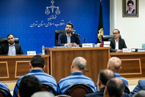 آغاز جلسه دادگاه مدیران وقت بانک سرمایه