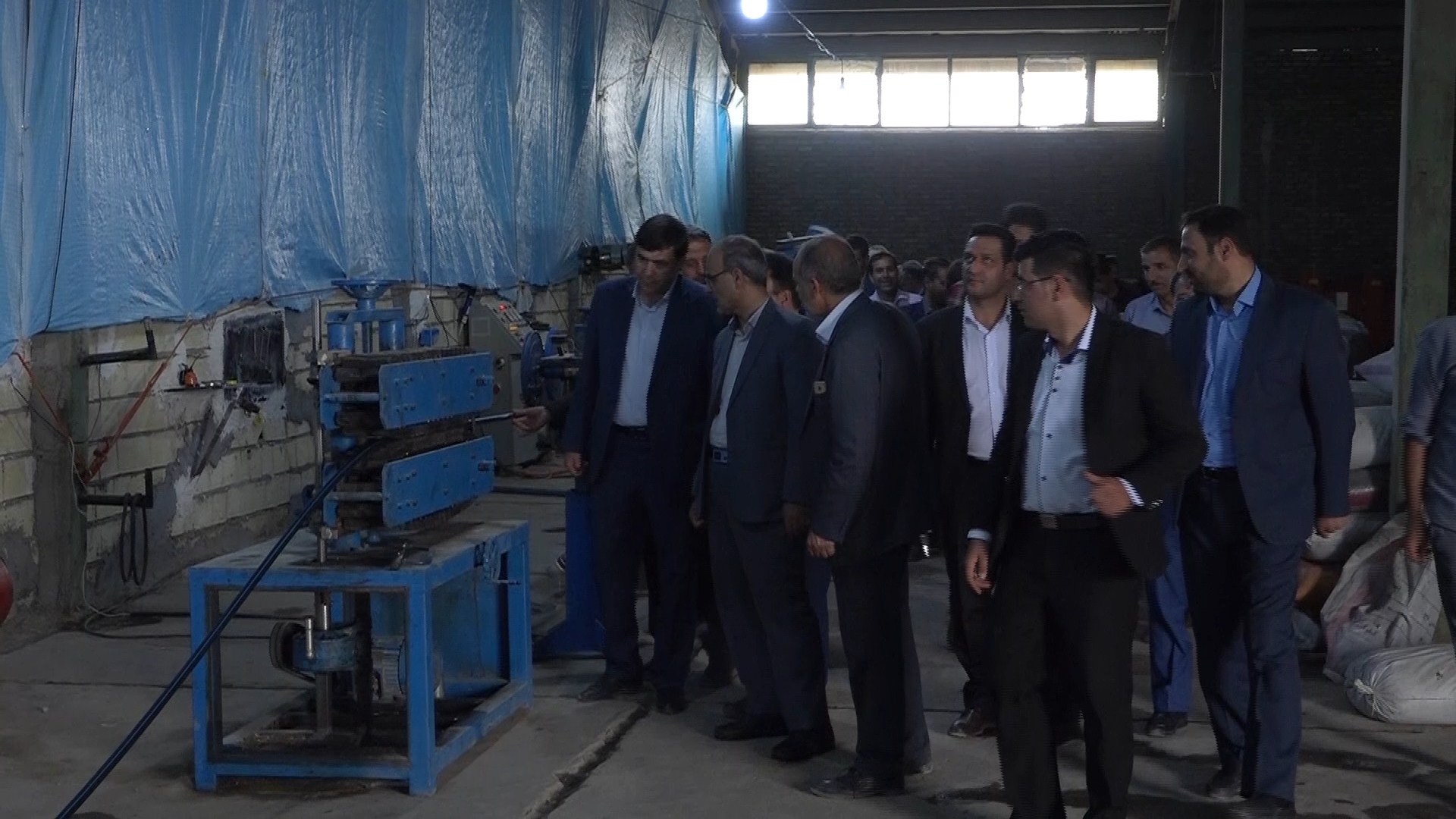 بهره برداری از30طرح عمرانی ، خدماتی ، صنعتی و ورزشی در فریدن بهره برداری از30طرح عمرانی ، خدماتی ، صنعتی و ورزشی در فریدن