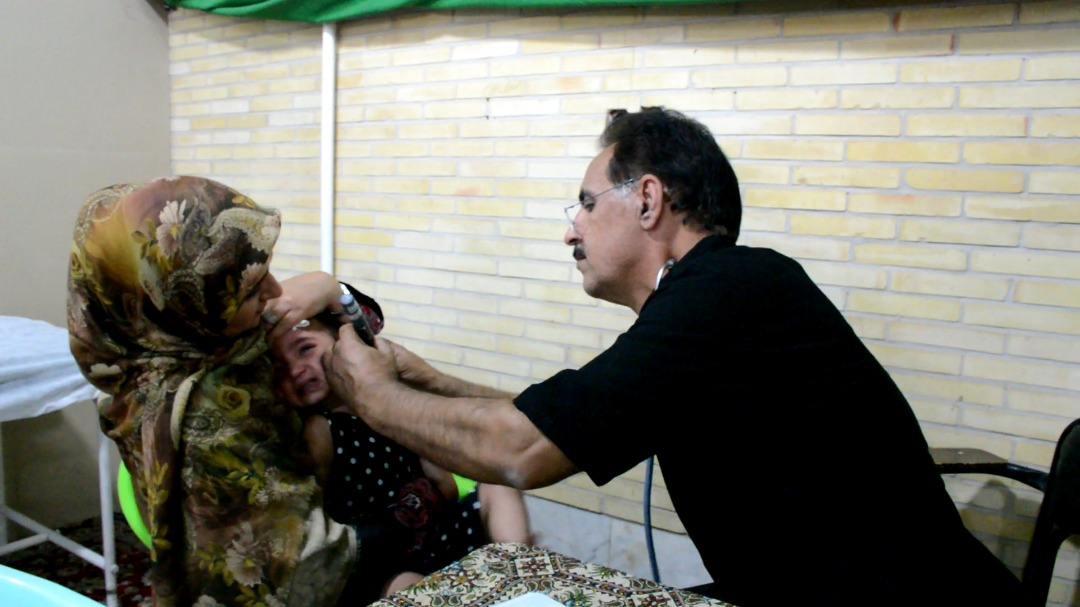 نسخه هایی که با عشق پیچیده می شود