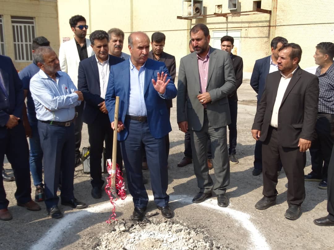 آغاز ساخت خانه جوان در کازرون