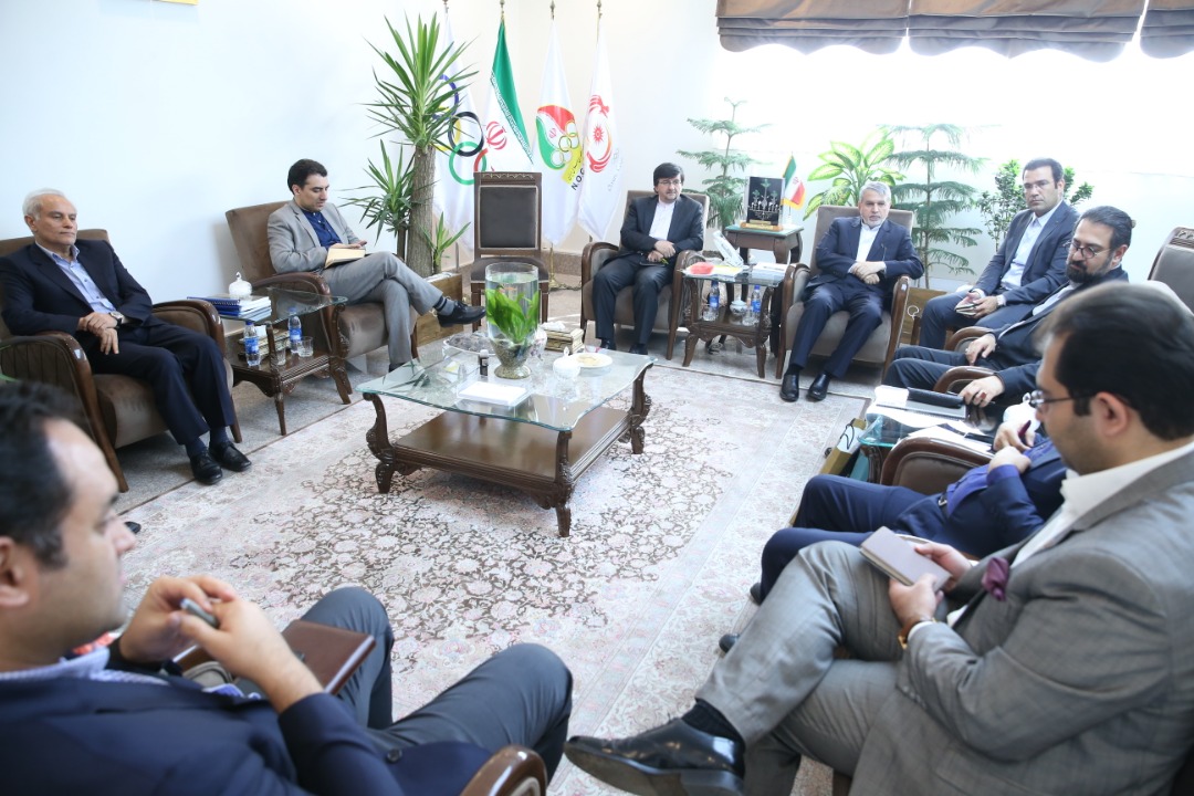 پرونده لباس کاروان ایران به رئیس کمیته المپیک ارائه شد