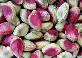 برداشت 25هزار تن پسته تَر از باغات شهرستان گناباد برداشت 25هزار تن پسته تَر از باغات شهرستان گناباد