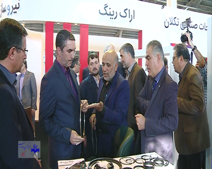 افتتاح نمایشگاه خودرو و صنایع وابسته در اراک