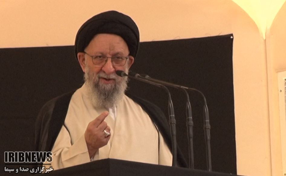 پیشرفت و پیروزی در گرو مقاومت در مقابل دشمن است پیشرفت و پیروزی در گرو مقاومت در مقابل دشمن است