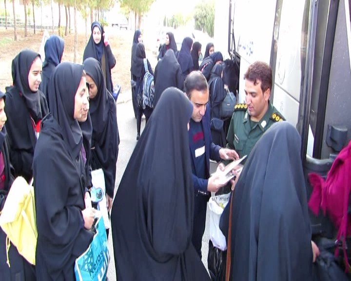 اعزام 44 دانش آموز دخترجرقویه علیا به مناطق عملیاتی جنوب کشور اعزام 44 دانش آموز دخترجرقویه علیا به مناطق عملیاتی جنوب کشور