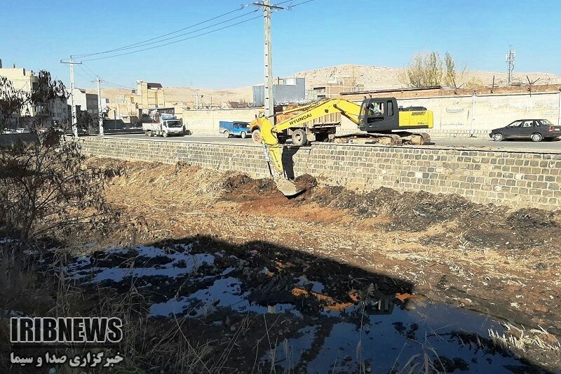 آغاز لایروبی رودخانه یرغو مهاباد