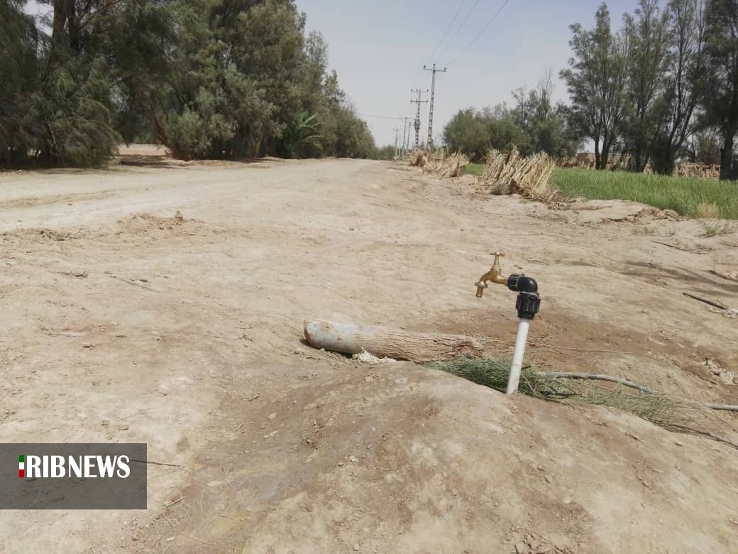 وصل شدن برق وآب مناطق سیل زده ریگان