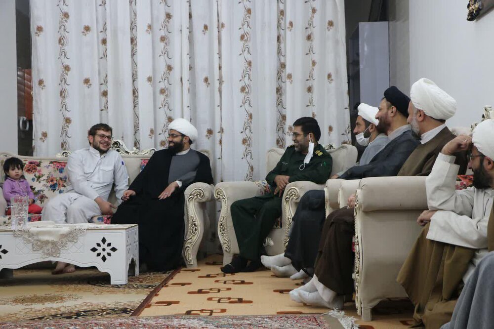 قدردانی مدیر حوزه علمیه استان یزد از همسران طلاب جهادی قدردانی مدیر حوزه علمیه استان یزد از همسران طلاب جهادی