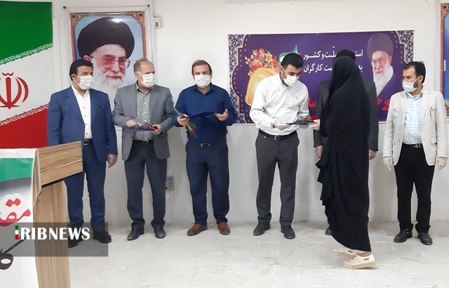 تجلیل از کارگران نمونه بیمارستان امام خمینی دهدشت